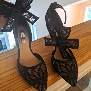 International Concepts Black Lace Stilettos (8M)